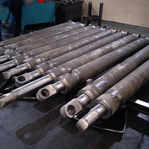 50T清障车变幅缸